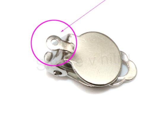 Bižuterní náušnicové Klipsy ploché stříbrné 15 x 10 mm (AA58)