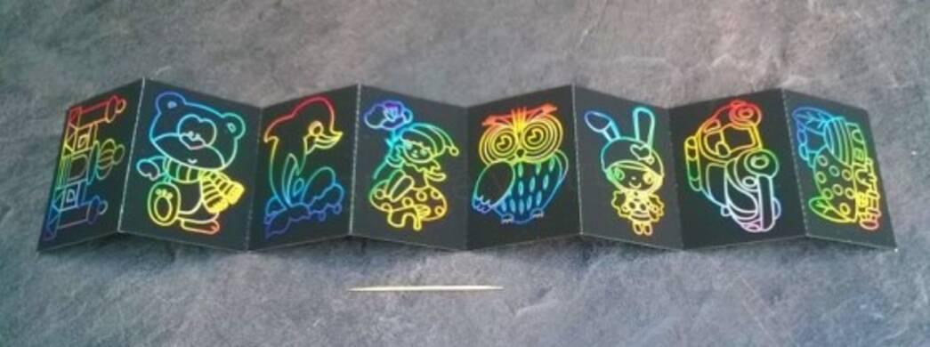 Vyškrabovací obrázek 5,3 x 7,2 cm barevný (E393)