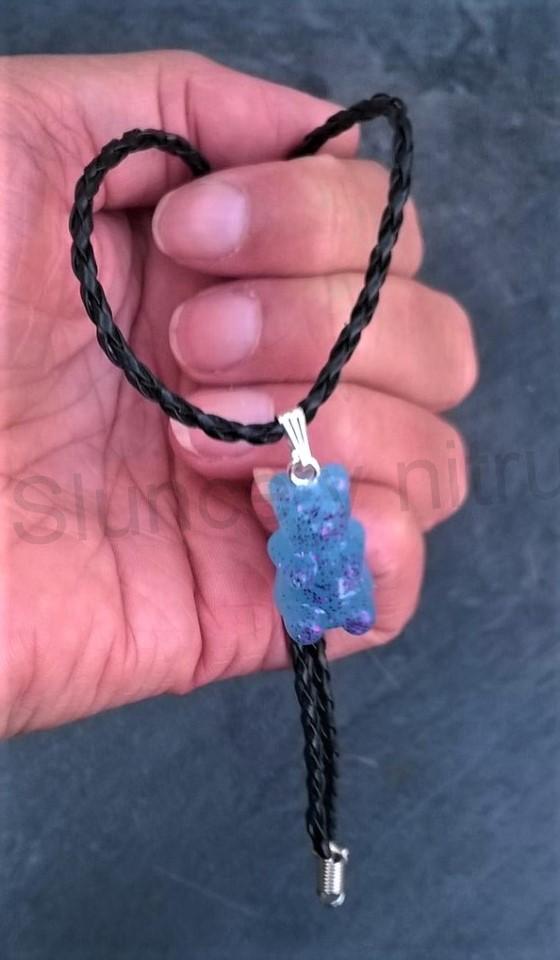 Orgonitový přívěšek medvídek s koženou šňůrkou (PP93)