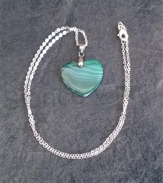 Náhrdelník Řetízkový přívěšek s malachytem Srdce (X605)