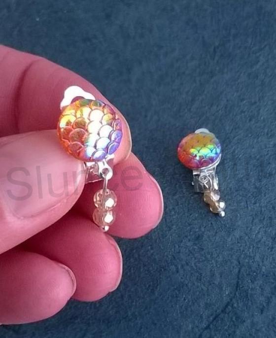 Náušnice klipsy s dračím vzorem měnicí a swarovski korálky 1,2 x 3 cm (BB529)