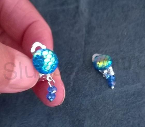 Náušnice klipsy s dračím vzorem měnicí a swarovski korálky 1,2 x 3 cm (BB536)