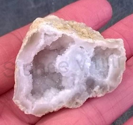 Sněžný Křišťál geoda 44,5g  (Maroko) (X666)
