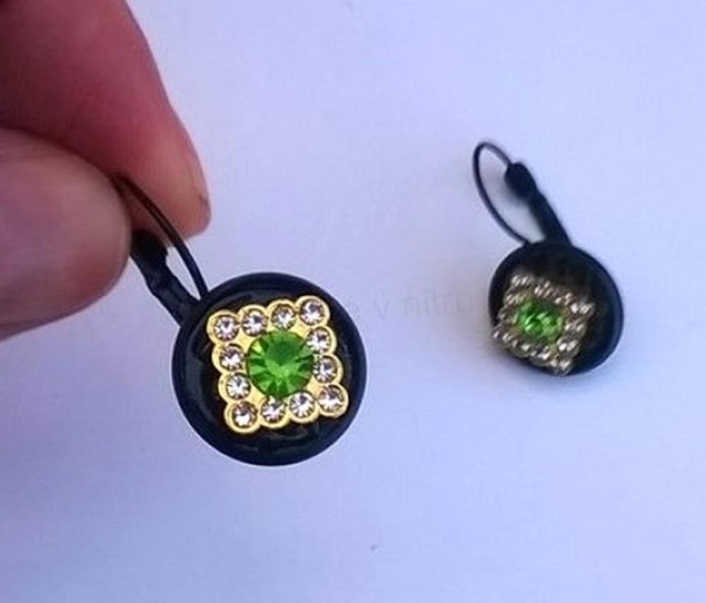 Černé náušnice s kamínky zelené (BB569)