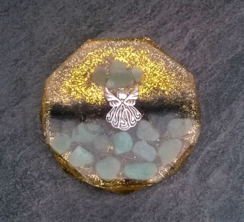 Orgonitový podtácek Anděl s aventurínem ve zlatém opojení (PP137)