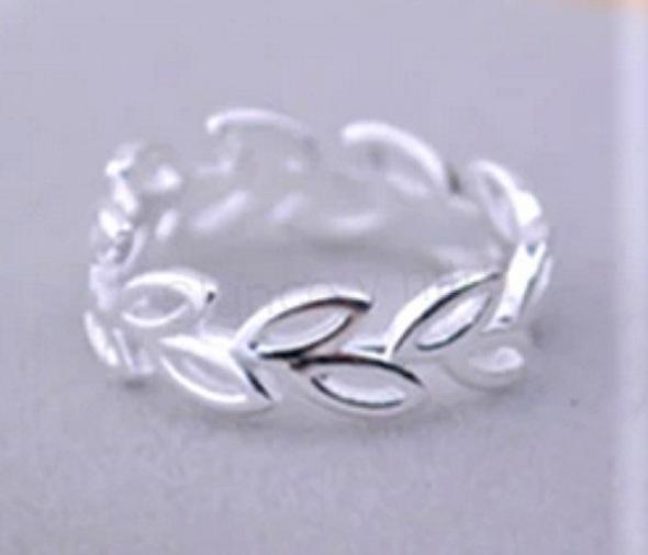 Otevřený květinový prsten (BP368)