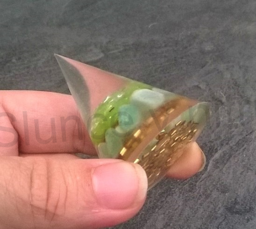 Orgonitový kužel - chalcedonová krása 5,1x4,1 cm (PP143)