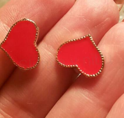 Puzetové náušnice Srdce červené (BB90)