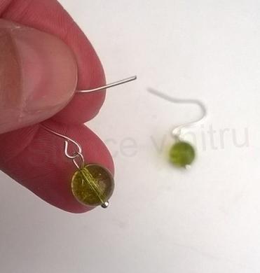 Minerální olivínové náušnice platinové (X693)