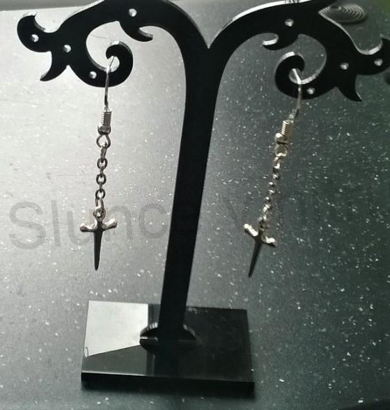 Visací náušnice s mečem (BB580)