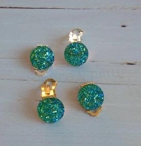 Náušnice klipsy zelená měnicí stříbrné 12 mm (BB603)