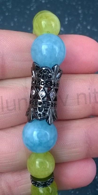 Minerální náramek s olivínem, chalcedonem, hematitem a zirkonovou ozdobou (X740)