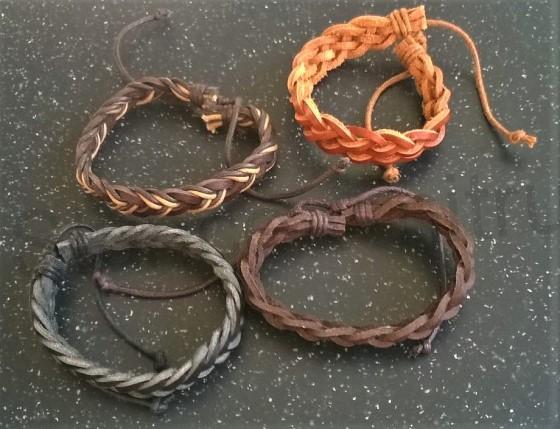 Kožený náramek nastavitelný pletený (BC502)