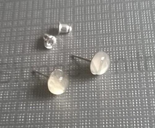 Puzetové náušnice achátové 8 x 8 mm (X823)