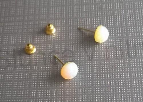 Puzetové náušnice opalitové 8 x 8 mm (X827)