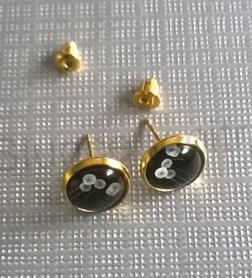 Puzetové náušnice z chirurgické oceli kytičkové (BB642)