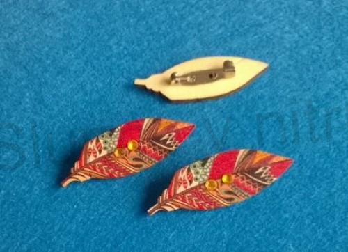 Brož Lístek barevný s kamínky (HB18)