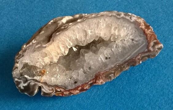 Achát peříčkový - geoda 170 g - (Brazílie)  (X953)