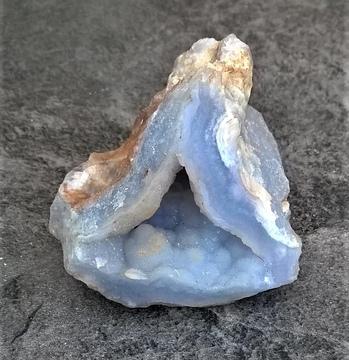 Chalcedon - geoda 73,2 g  (Keňa, Turkana) (X1060)