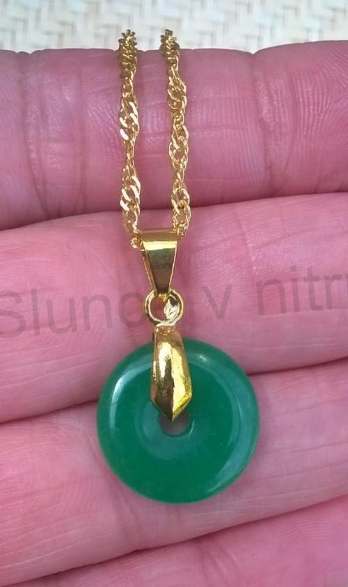 Nerezový řetízek s přívěškem jadeit donut, pozlacený (X1184)