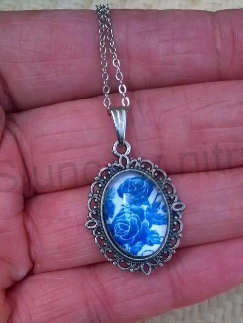 Náhrdelník s přívěškem květin (BD529)