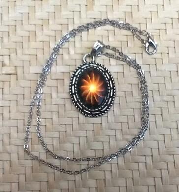 Náhrdelník s přívěškem slunce (BD212)