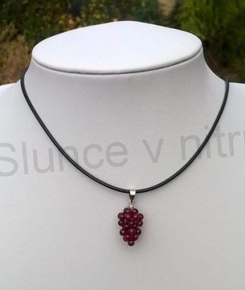 Minerální náhrdelník granát – Hrozen / Víno, pozlacený (X1238)