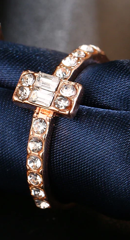 Pozlacený prstýnek Swarovski elements (BP50)