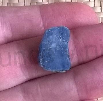 Kyanit surový 3 g (Brazílie) (X1347)