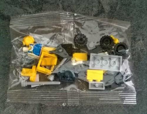 Stavebnice lego pracovník s vysokozdvižným vozíkem (D50)