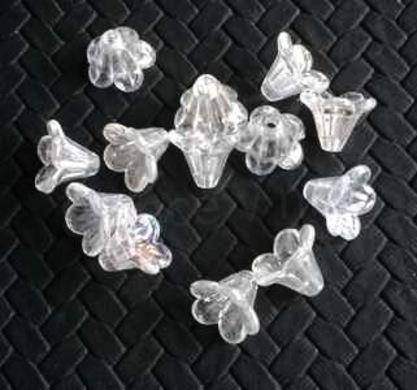 Plastové korálky AB zvoneček, kytička čirá 14 x 10 mm (AC268)