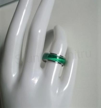 Minerárlní prsten kočičí oko (X1551)