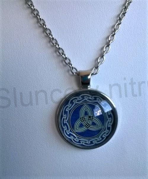 Náhrdelník s přívěškem Triquetra (BD690)