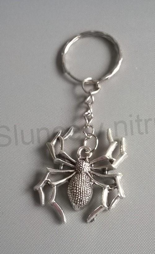 Přívěsek na klíče - pavouček štěstí (H445)