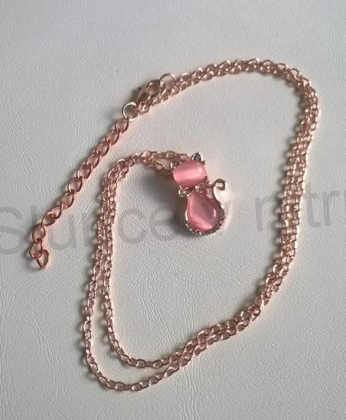 Minerální náhrdelník s kočičím okem do tvaru kočky (X1586)