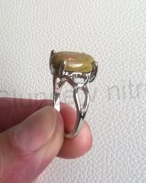 Minerální prsten unakit postříbřeno (X1644)