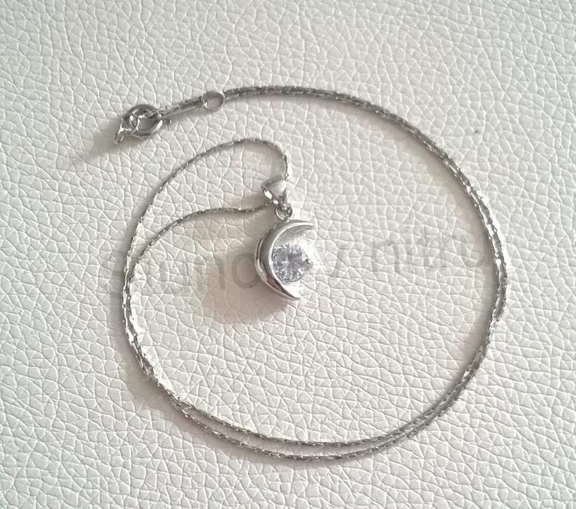 Řetízkový náhrdelník s ozdobou a čirým zirkonem (BD723)