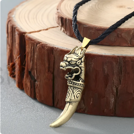 Náhrdelník s přívěškem Vlčího zubu s vlkem - zlatá (BD745)