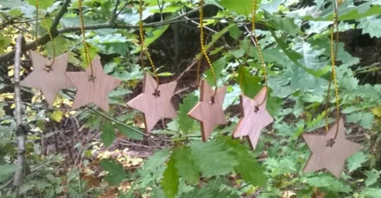 Dřevěná vánoční ozdoba hvězdička v hvězdě 1 ks (V157)