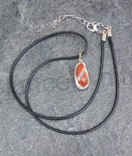 Šňůrkový náhrdelník přívěšek Jaspis (X1731)