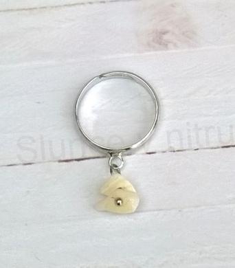 Nastavitelný minerální prsten s pravou mušlí (X1766)