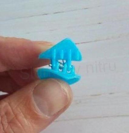 Mini skřipec do vlasů barevné srdce 18,6 x 18,6 mm růžová tmavá (H542)