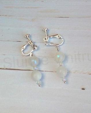 Minerální pozlacené náušnice Měsiční kámen (X1789)