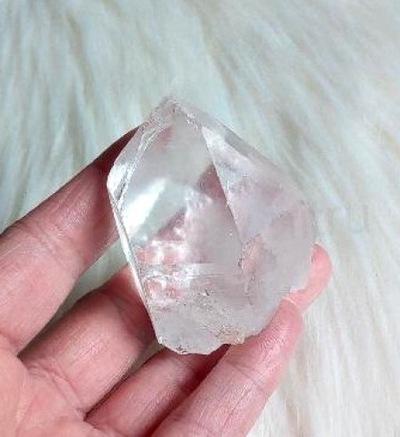 Křišťál špice 146 g (Brazilie) (X1804)