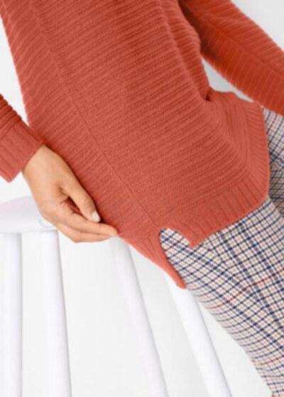 Dámský hřejivý svetr velikost M (K453)