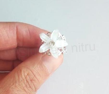 Nastavitelný zdobený prsten kytička (BP434)