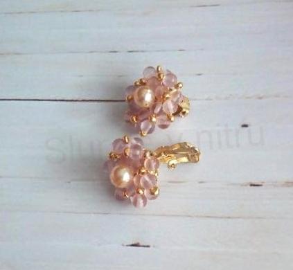 Korálkové náušnice klipsny kytičkové (BB834)