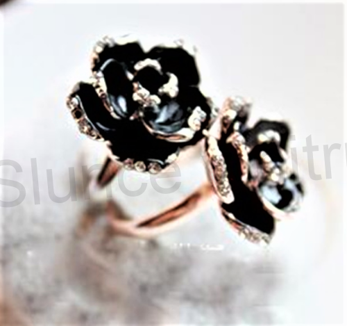 Dámský nastavitelný  prsten s růží zdobený zirkony (BP104)