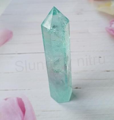 Fluorit zelený broušená špice 99 mm | 88 g (X1990)