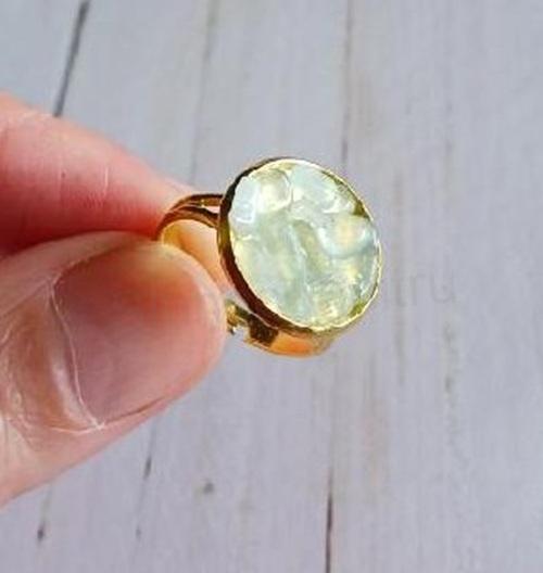 Minerální nastavitený prsten pravý akvamarín (X2043)